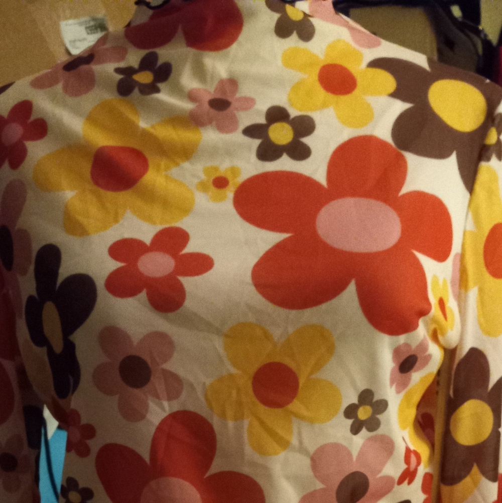 New,Retro Floral Long Sleeve Top in Cream, Red, Yellow, Pink